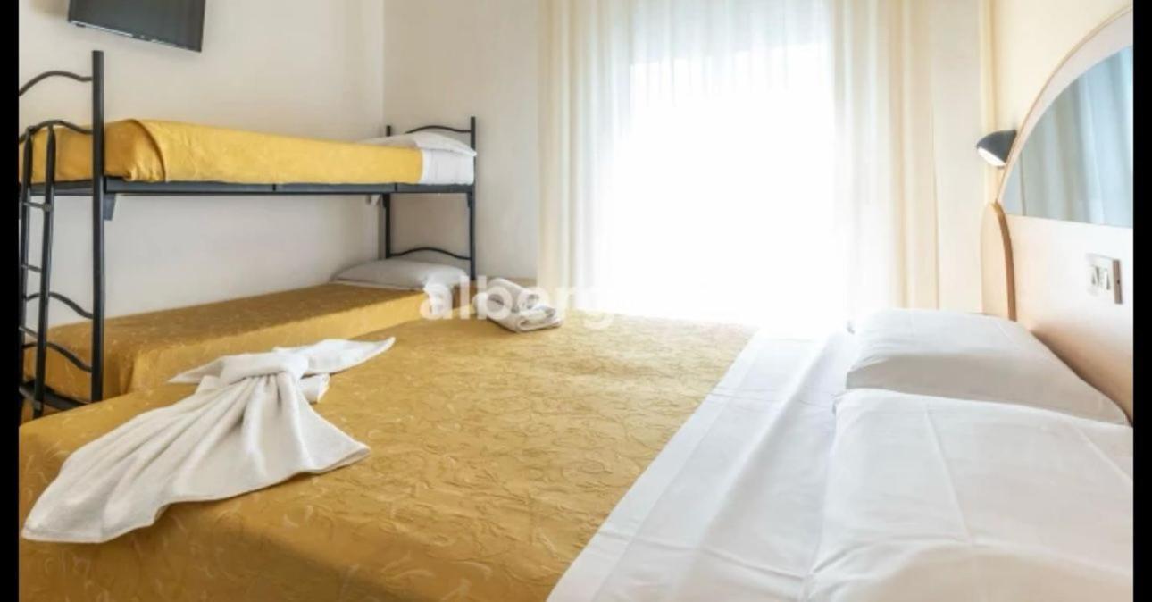 Hotel Sport Ріміні Екстер'єр фото