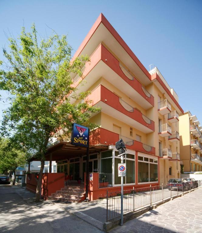 Hotel Sport Ріміні Екстер'єр фото